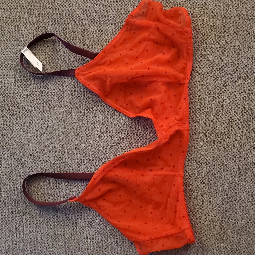 New DKNY bra XL